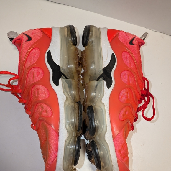 Nike Air Vapormax Plus Bright Crimson Athletic Sneakers Size 11 main image 8